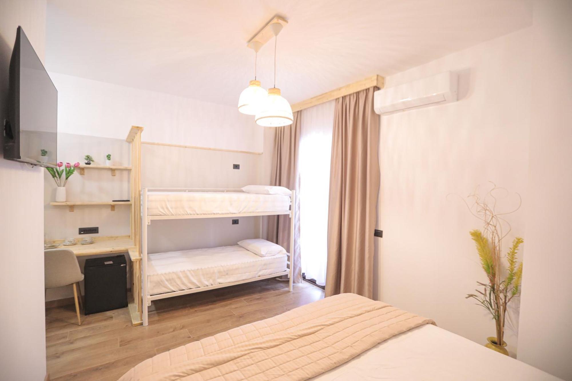 티라나 Nidum Harmony B&B 외부 사진